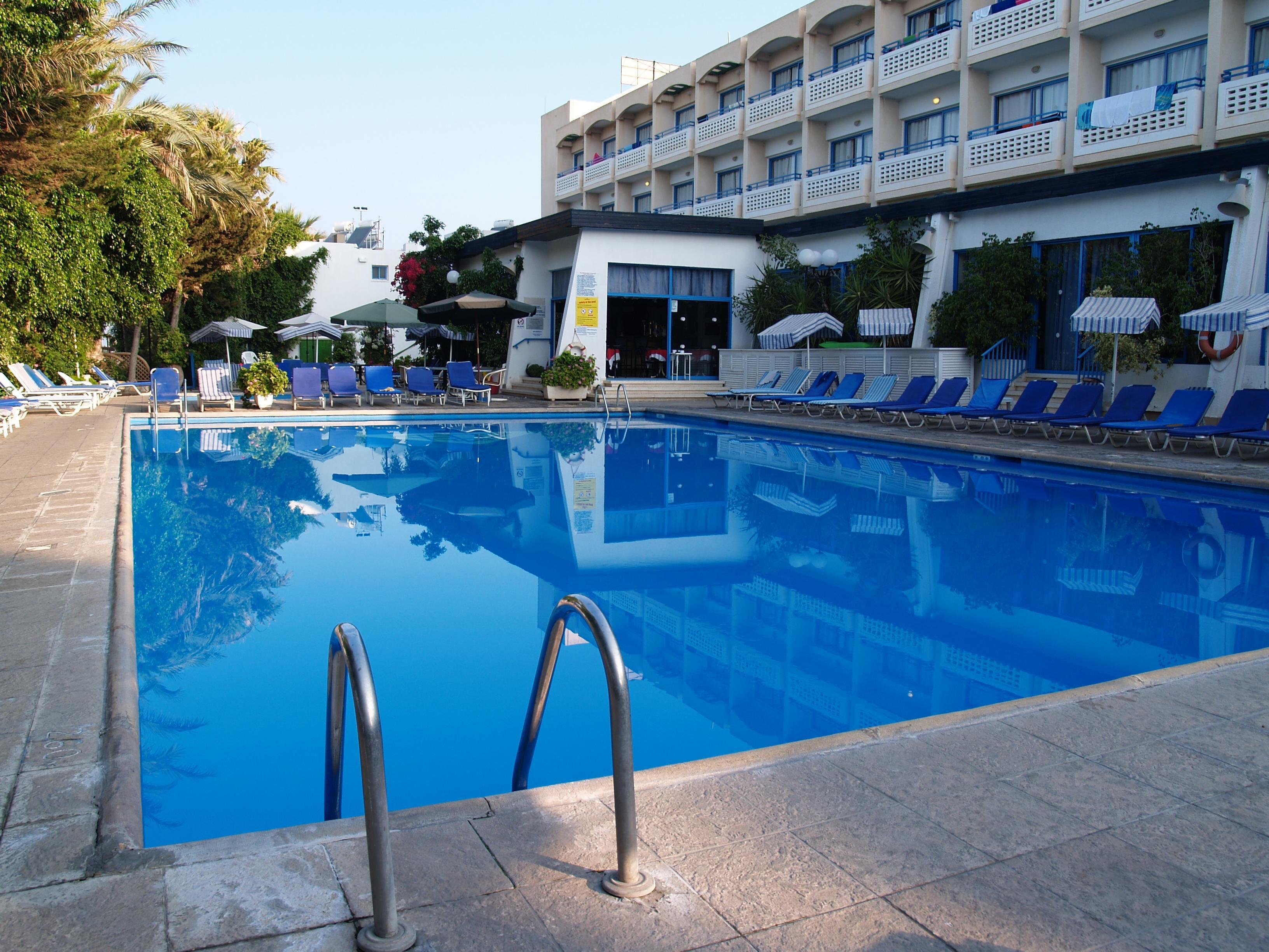 Paphiessa Hotel & Apartments Paphos Exteriér fotografie